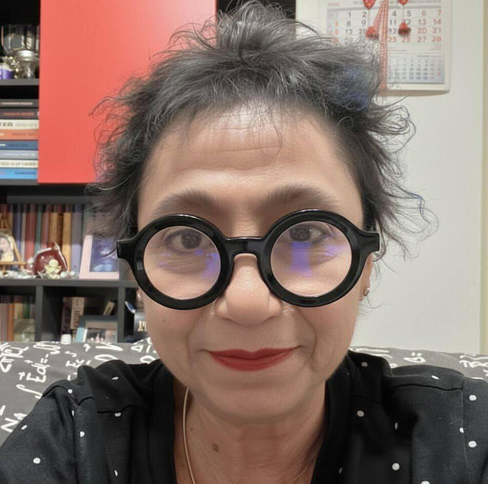 Психотерапевт Корнелия Иванова – кабинет „Към Себе Си“ в София психотерапевт Корнелия Иванова – кабинет за психотерапия „Към Себе Си“ в София